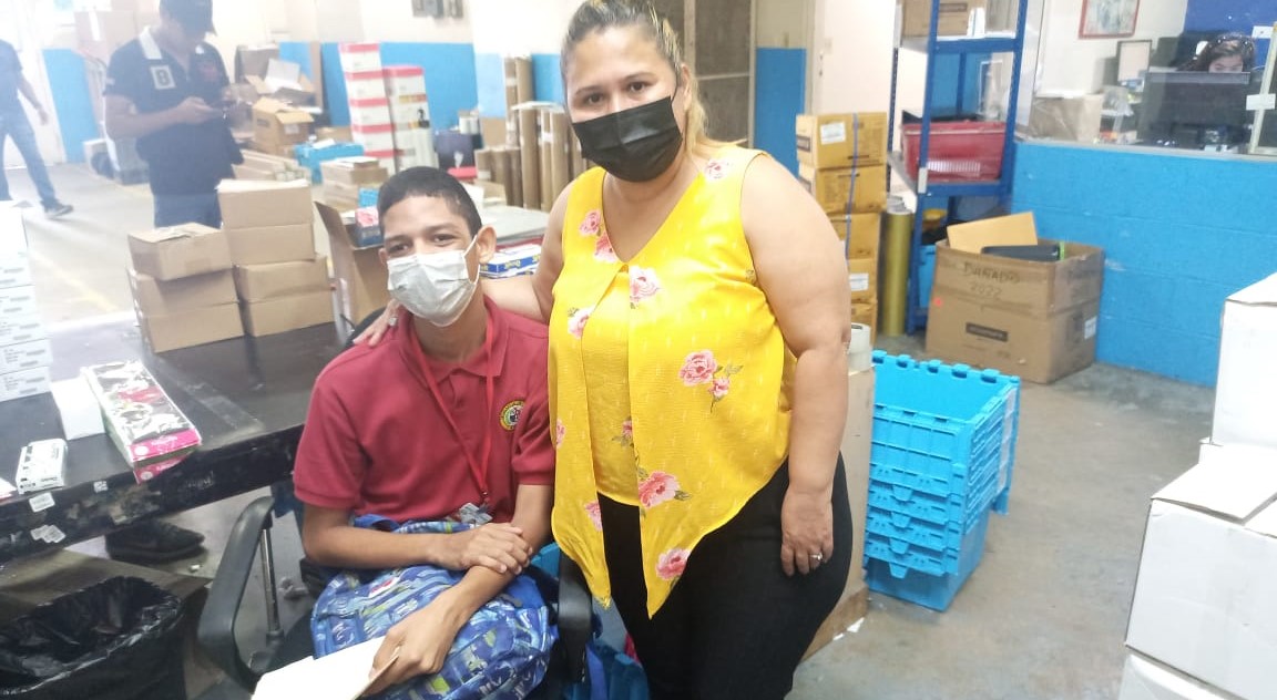 Graduandos de CTI practican sus habilidades para el empleo