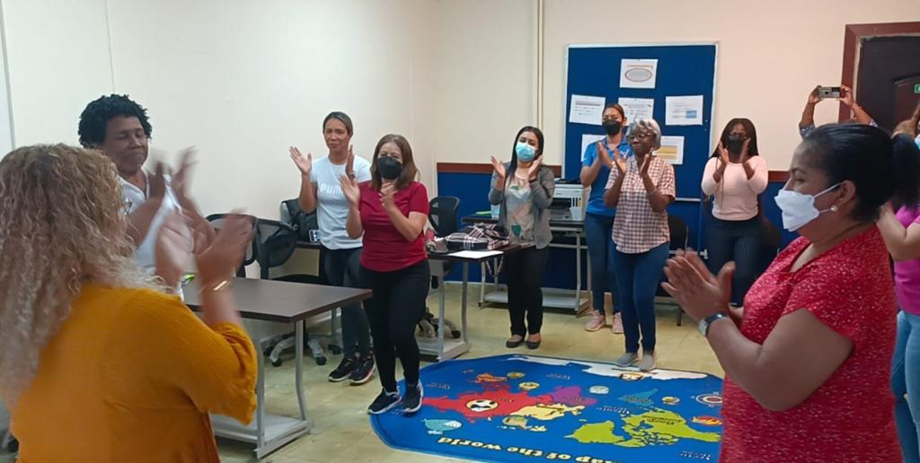 Docentes del IPHE sede se capacitan en Musicoterapia