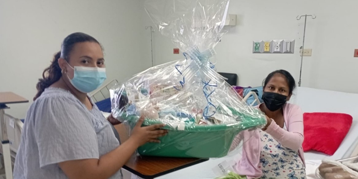    Extensión de Tocumen realiza entrega de canastillas