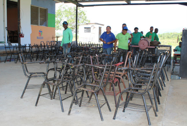 IPHE acondiciona 330 sillas escolares para el acceso a los aprendizajes