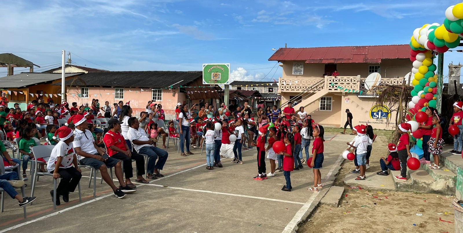 Estudiantes de inclusión participan de “Navidad es compartir” 