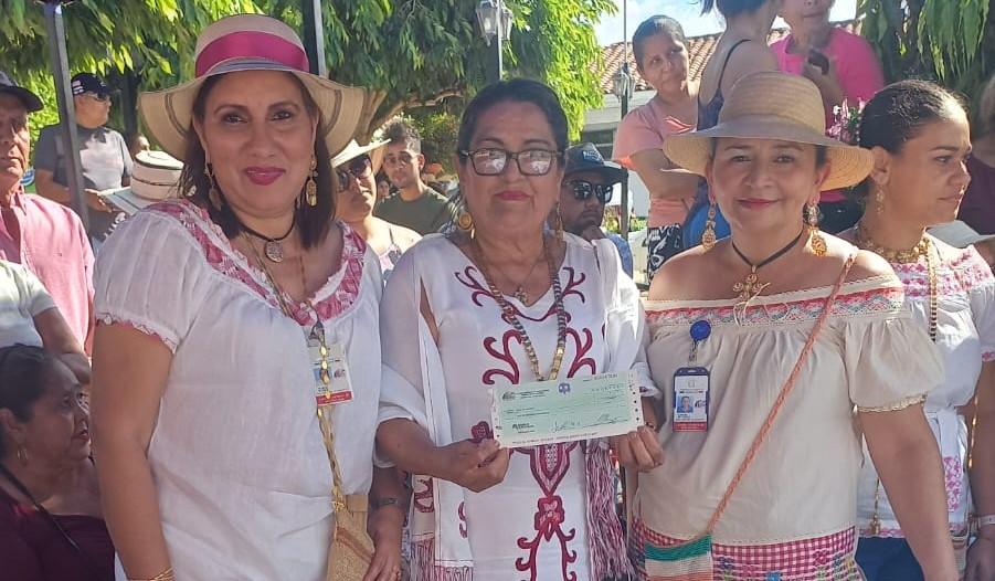 IPHE de Los Santos recibe subsidio para fortalecer comedor escolar
