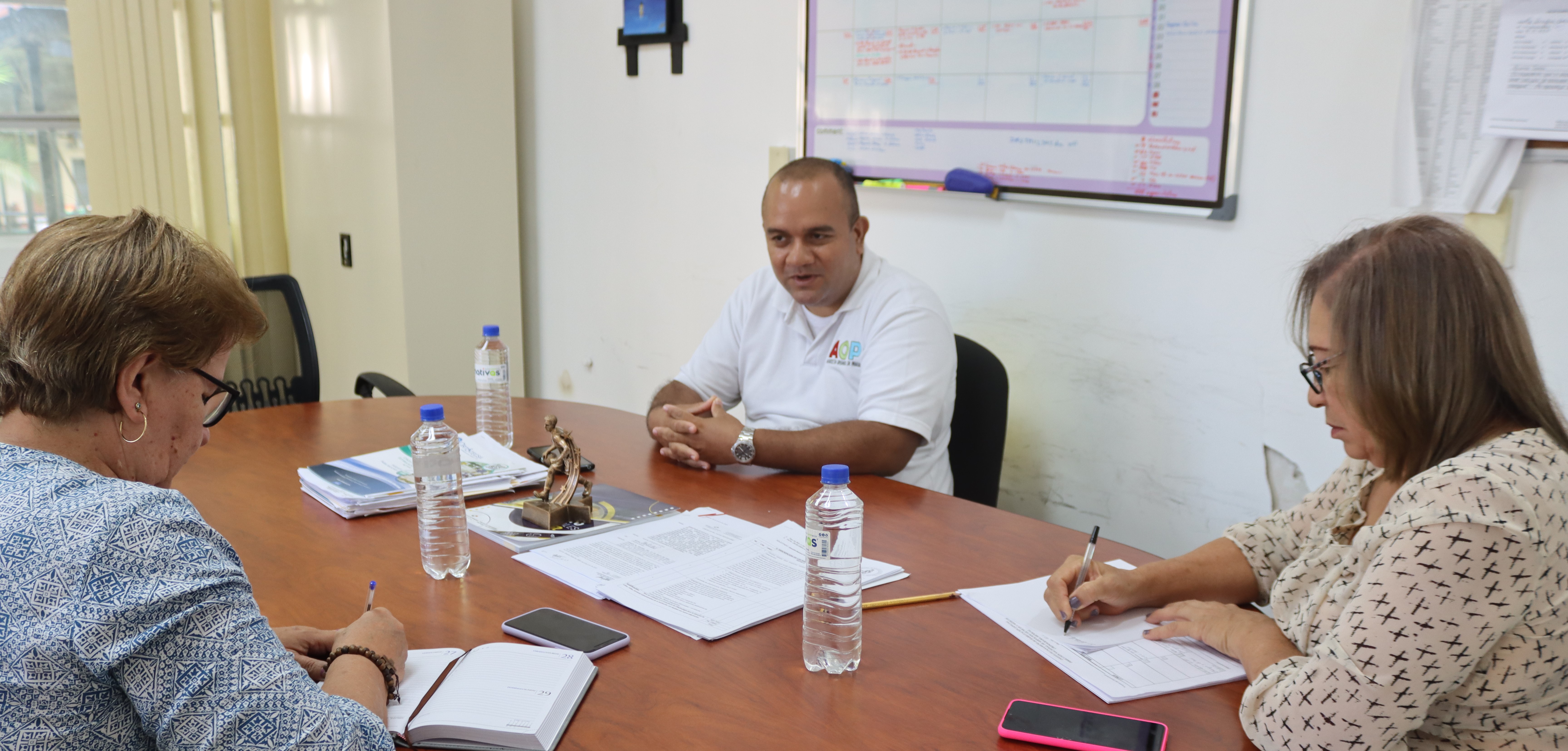 Realizan reunión para desarrollar en RBC proyecto de Agricultura Orgánica 