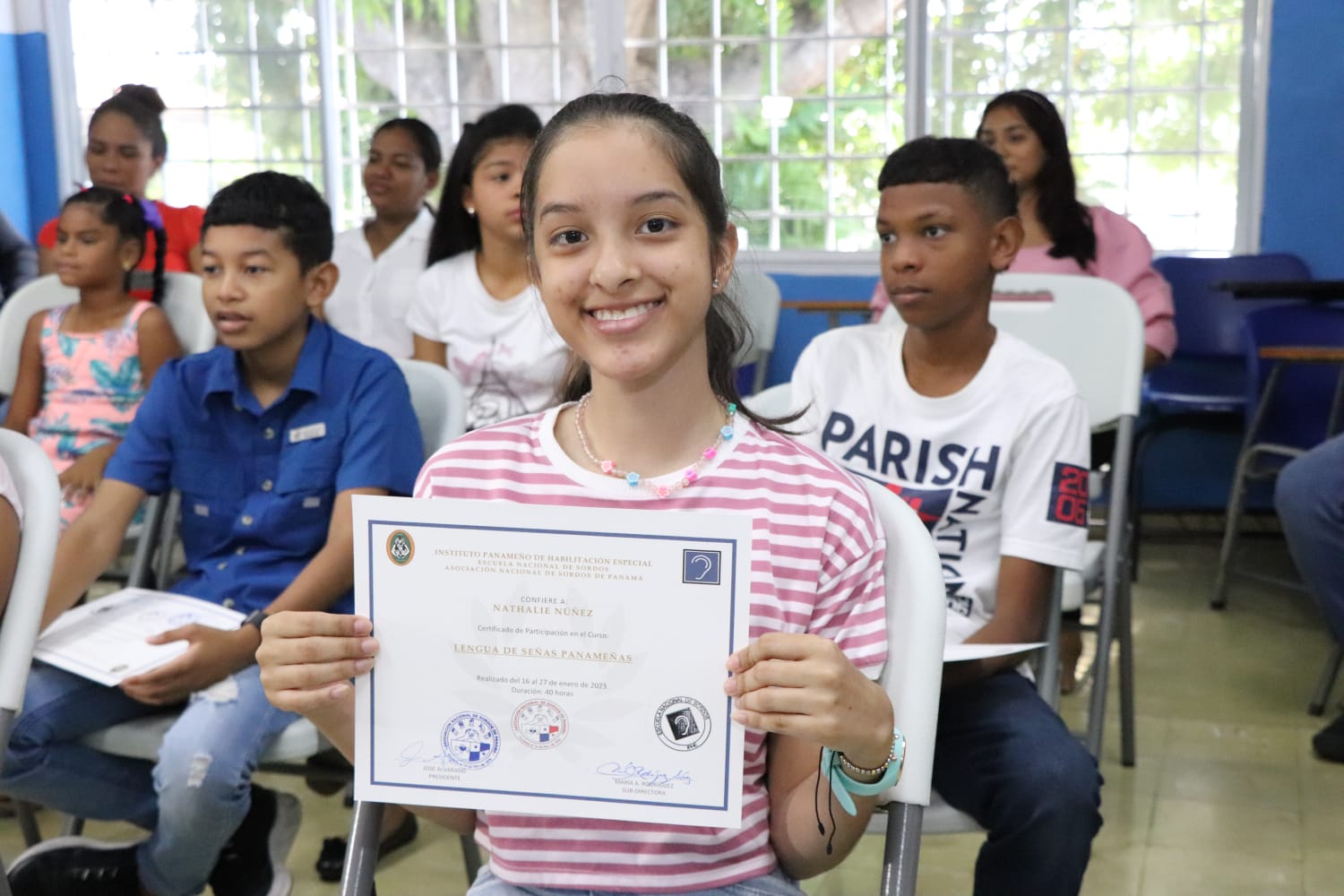  En Lengua de Señas estudiantes sordos reforzaron asignaturas 