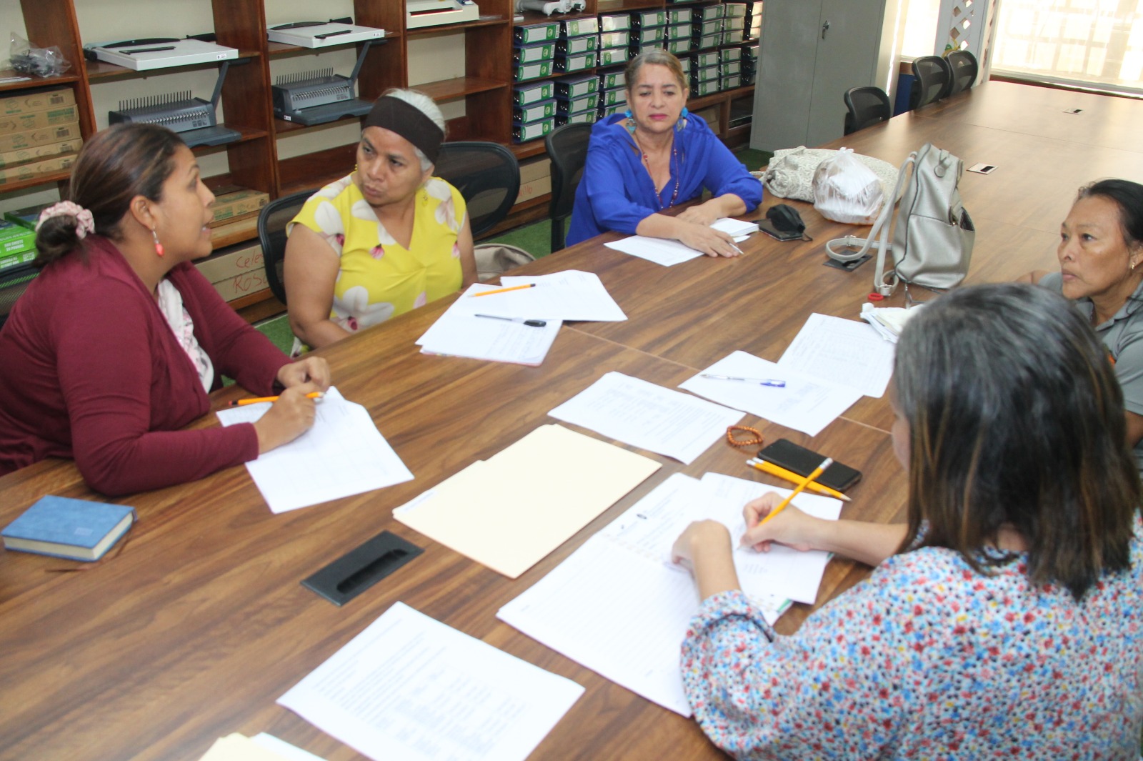 Coordinan acciones educativas del año 2023 en la EEE  