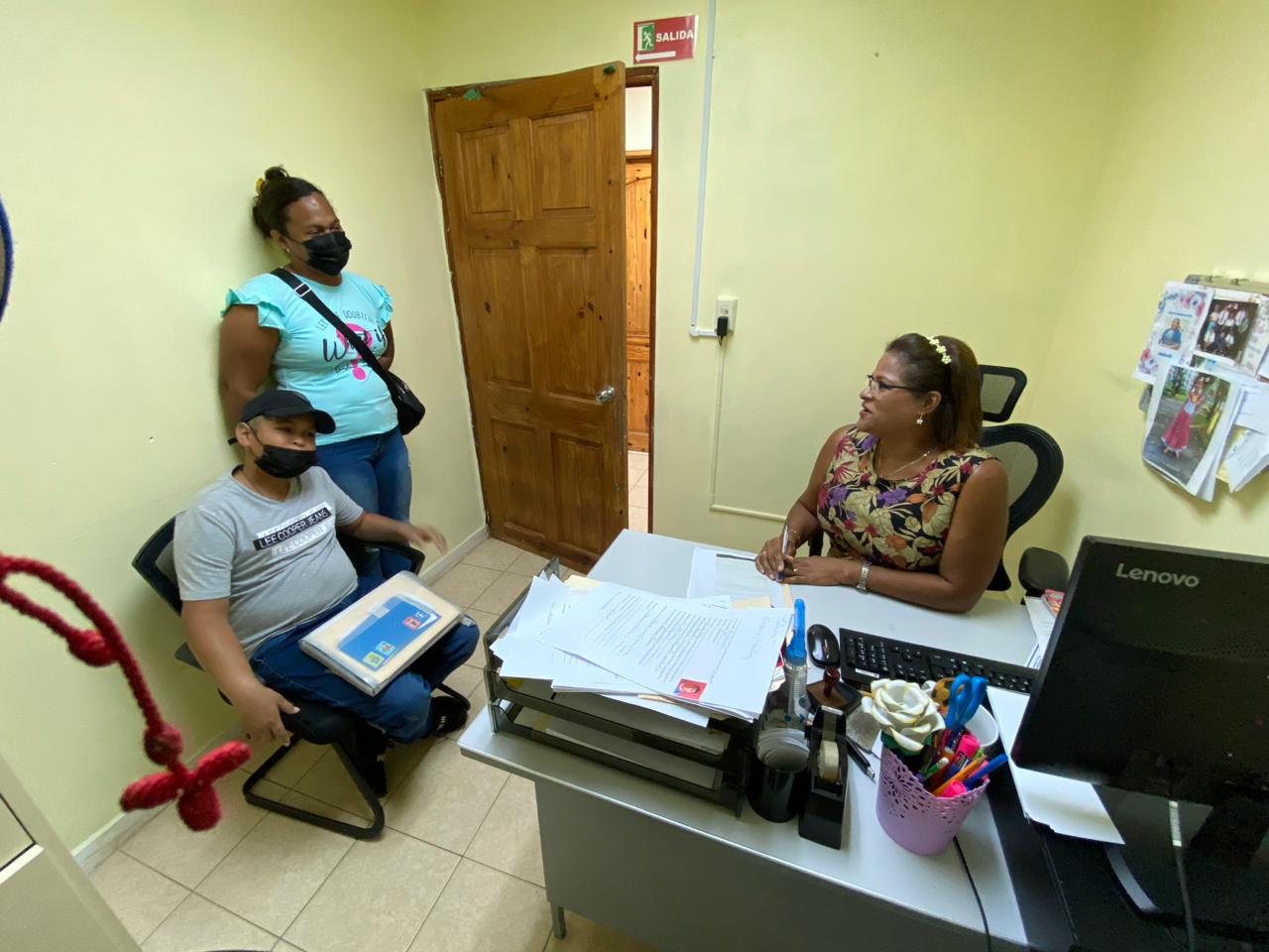 Extensión de Panamá Este realiza inscripción de estudiantes 