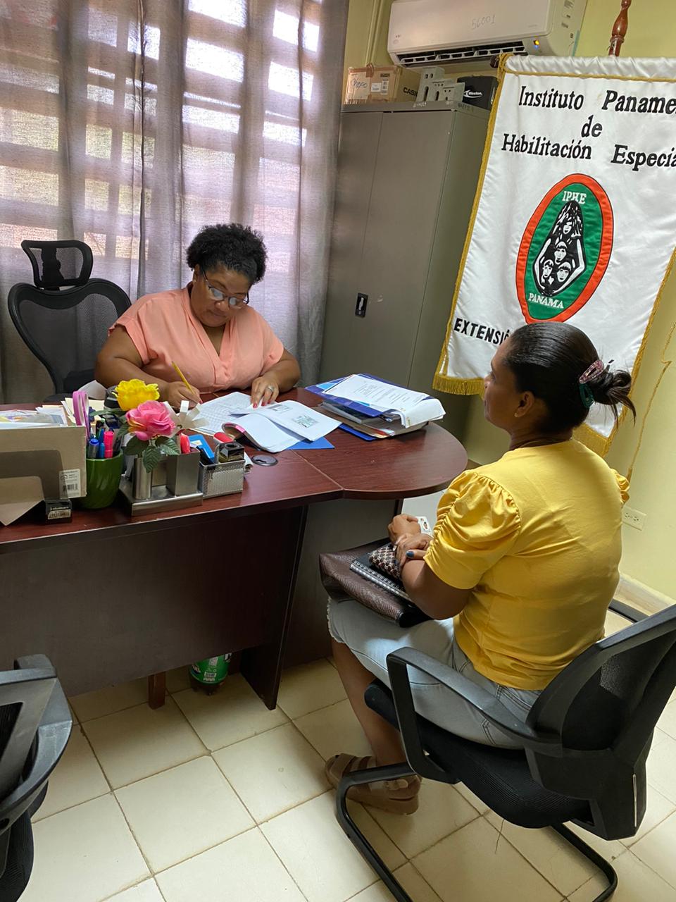 Extensión de Panamá Este realiza inscripción de estudiantes