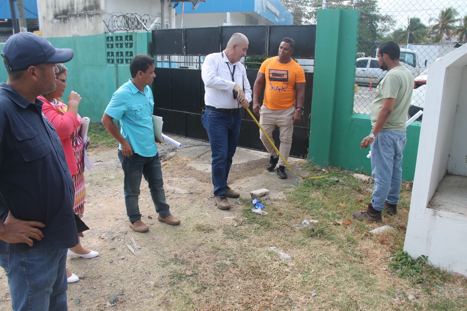 Inspeccionan sistema eléctrico de la Extensión de Colón
