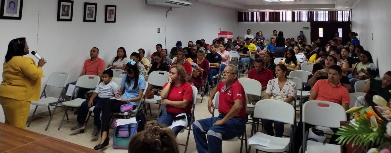 Padres de familias de Chiriquí se reúnen para conocer las estrategias educativas 2023