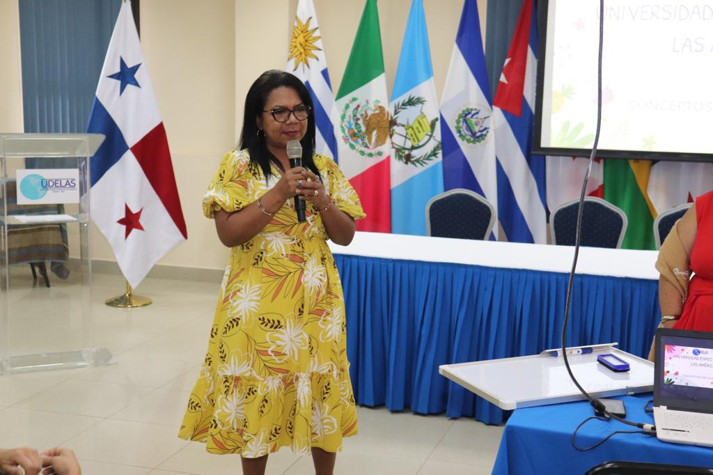 Escuela de Enseñanza Especial realiza conversatorio sobre Procesos Matemáticos