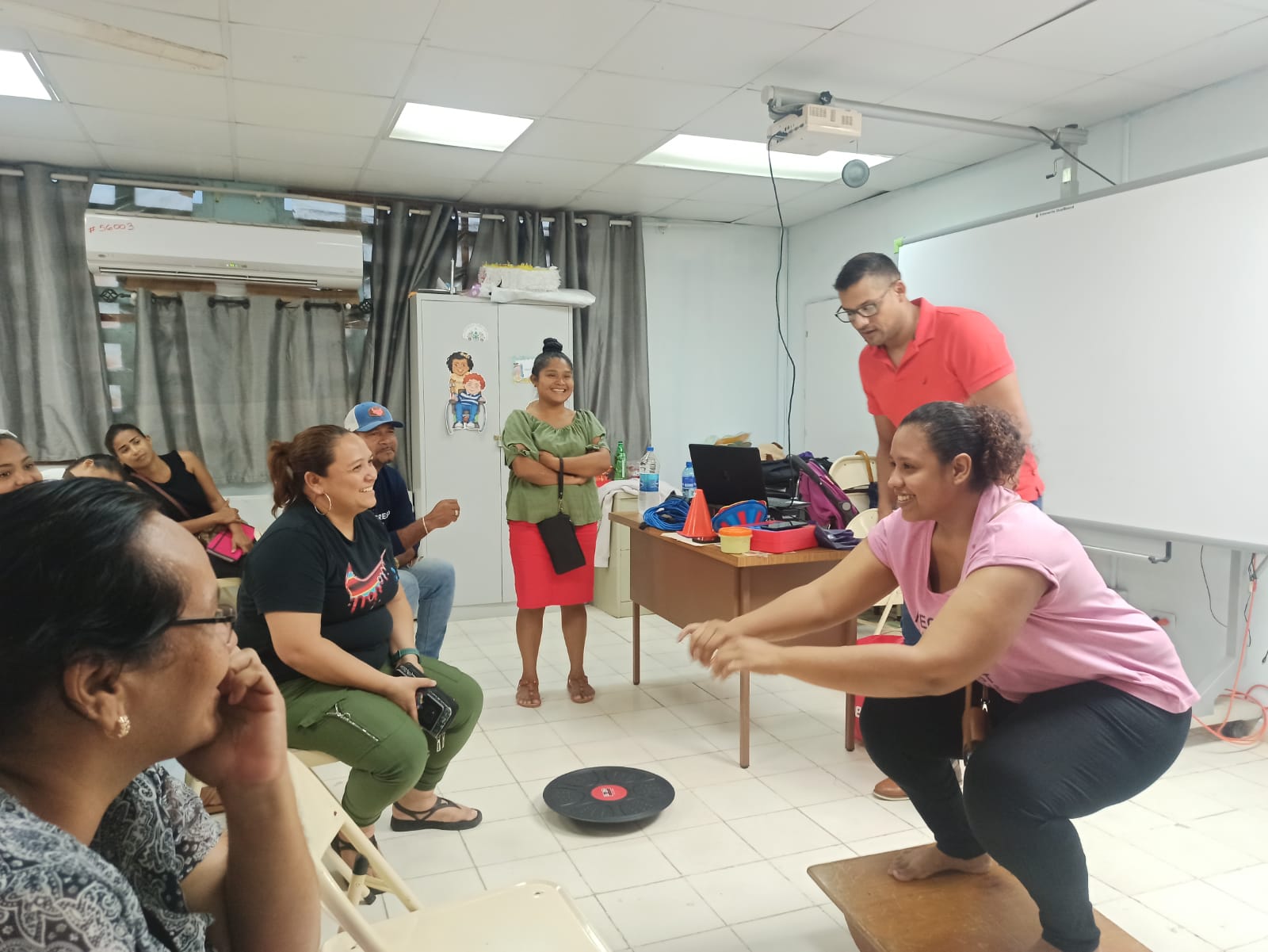 Padres de familia de Chepo participan en taller