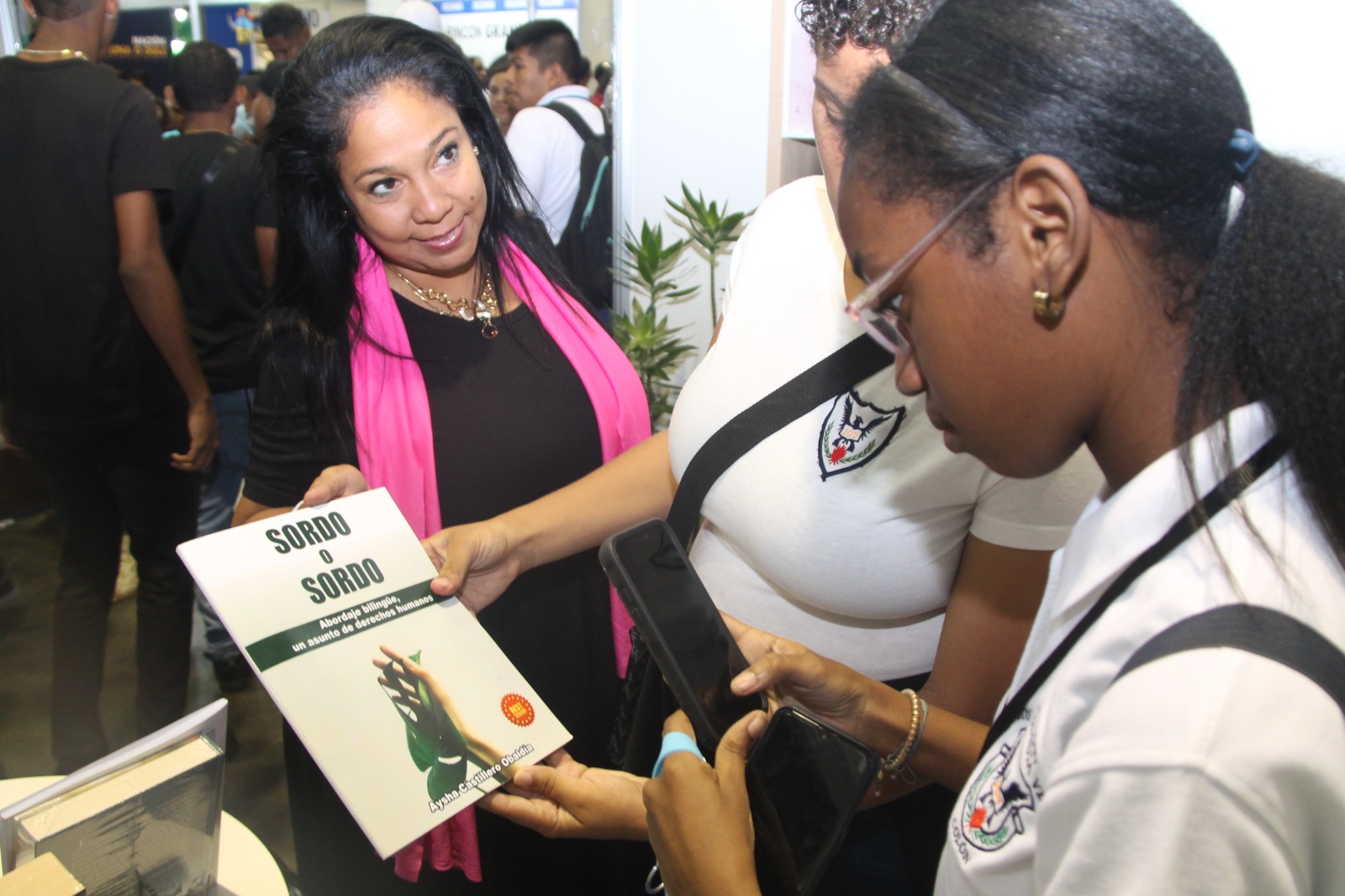 Presentación del libro Sordo o Sordo en la Feria Internacional del Libro