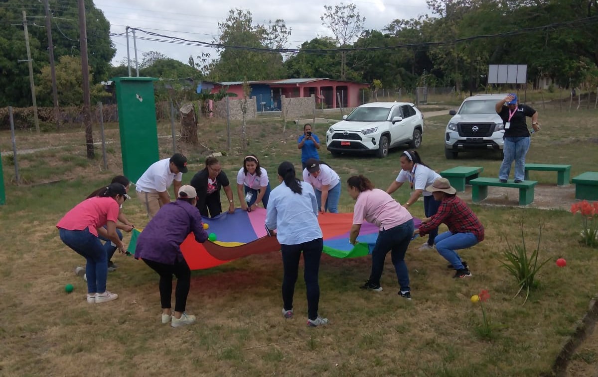 Presentan plan de EMI en Jagüito de Coclé