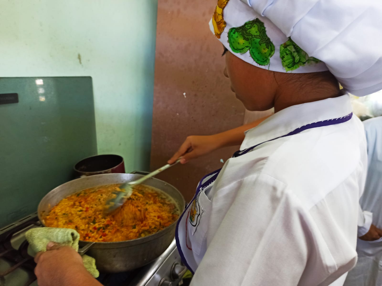 Estudiantes de CTI de Bocas del Toro muestran sus destrezas en la cocina
