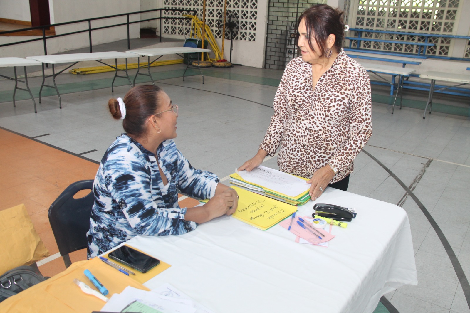 IFARHU realiza entrega de PASE–U en el gimnasio del IPHE a estudiantes con discapacidad
