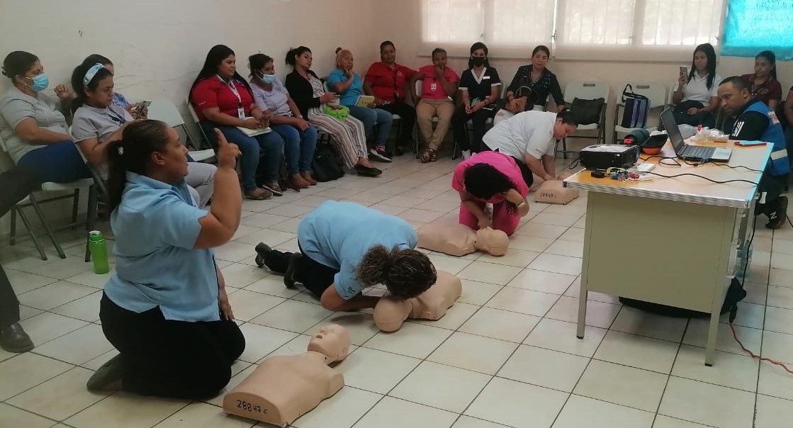 La Extensión de Aguadulce realiza docencia sobre primeros auxilios