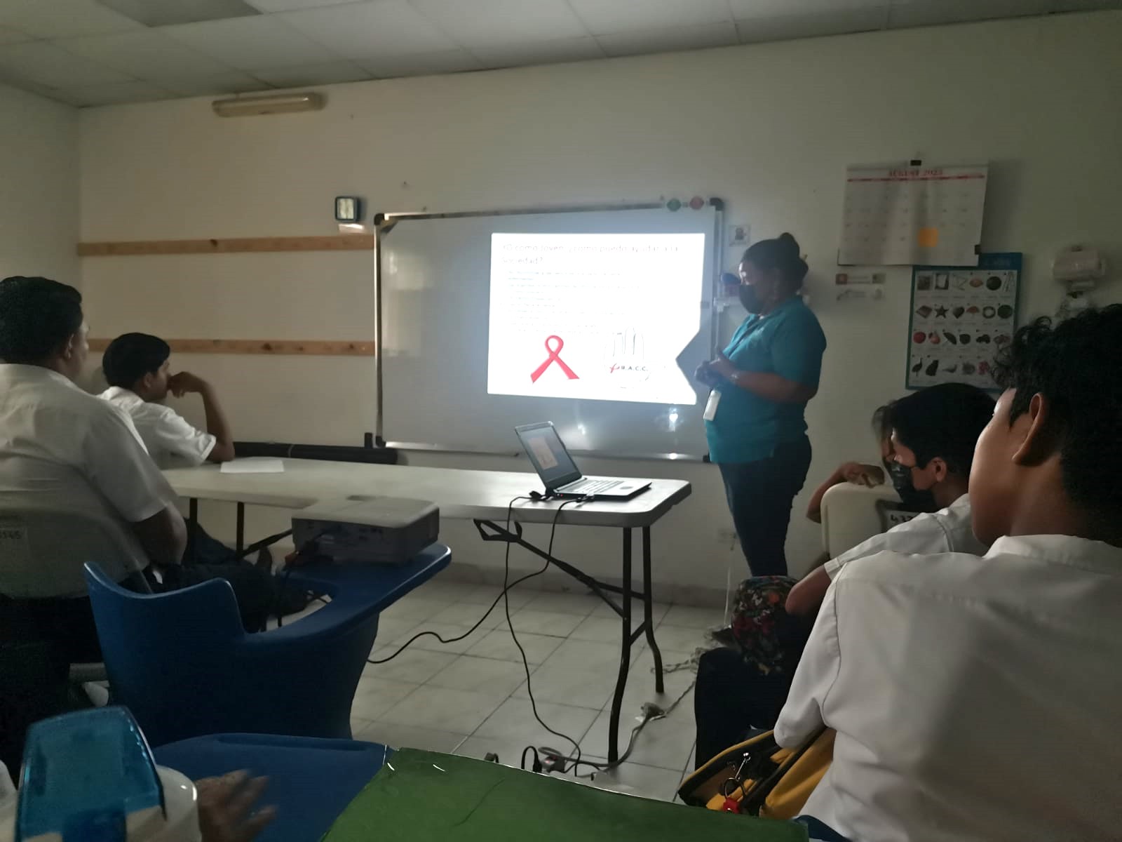 Estudiantes de Penonomé reciben charla para la prevención de enfermedades de transmisión sexual