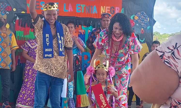 Estudiantes de Aguadulce cierran con acto cultural el mes de la Etnia Negra