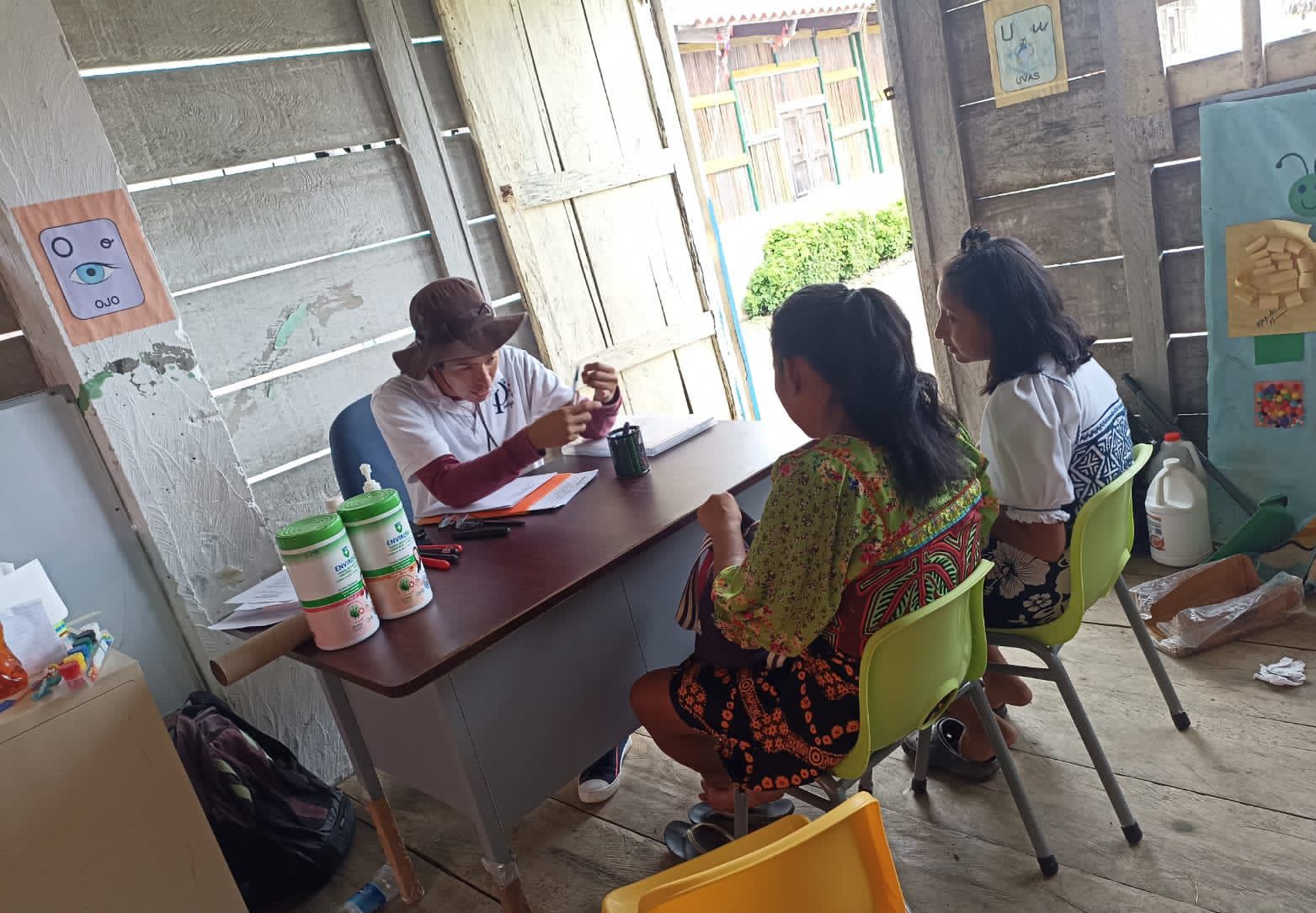 Psicólogos realizan gira de atención y evaluación en centros educativos de inclusión