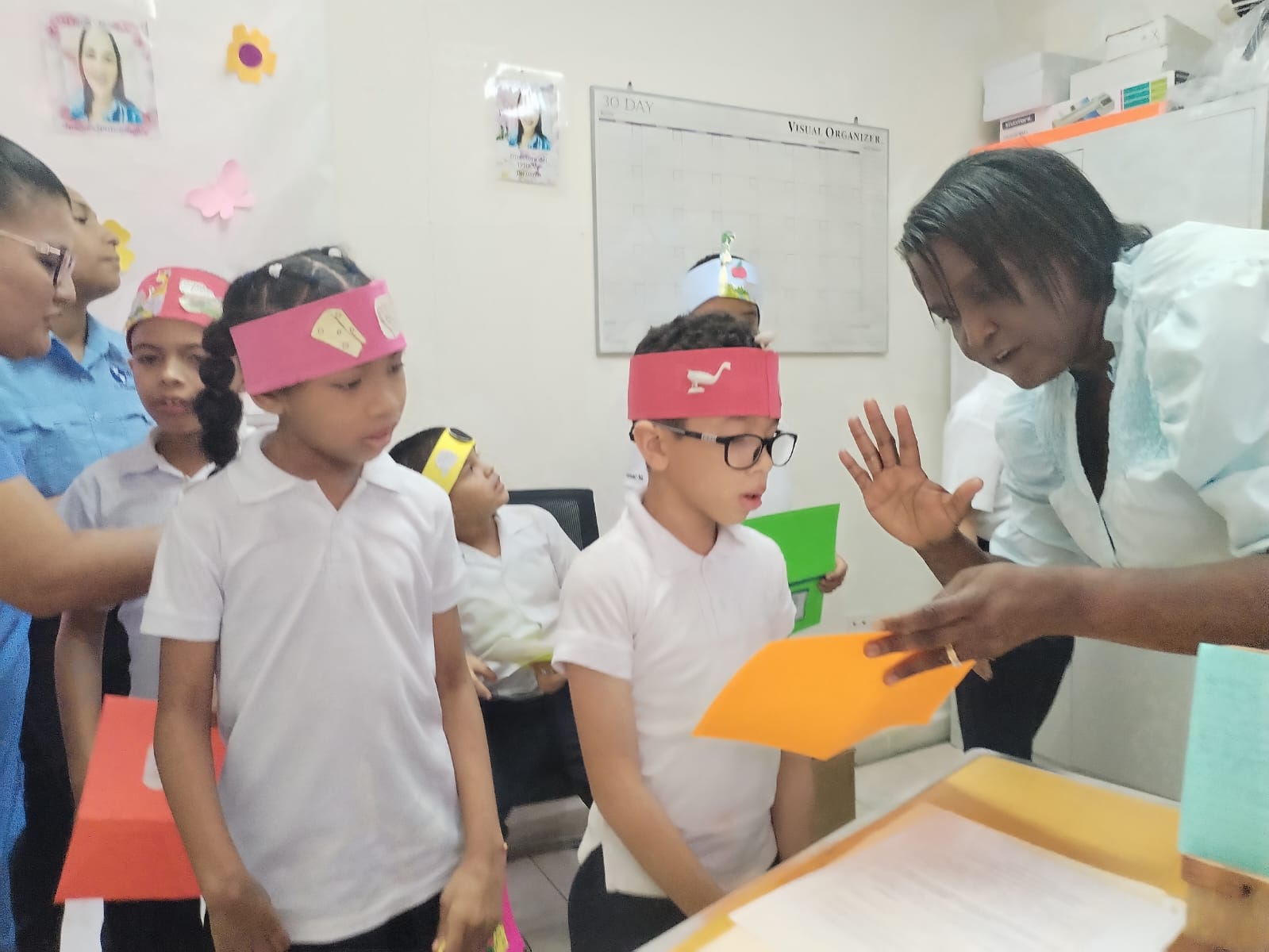 Estudiantes del IPHE Tocumen conmemoran Semana del Libro
