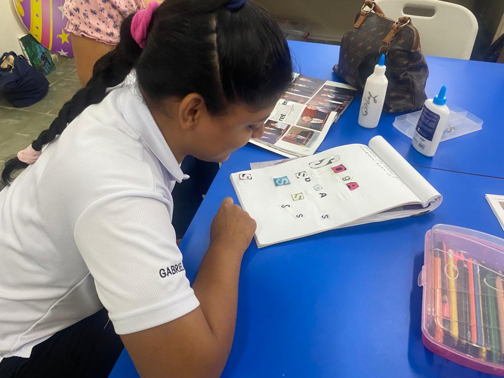 Estudiantes con discapacidad múltiples reciben servicios educativos de primaria prevocacional