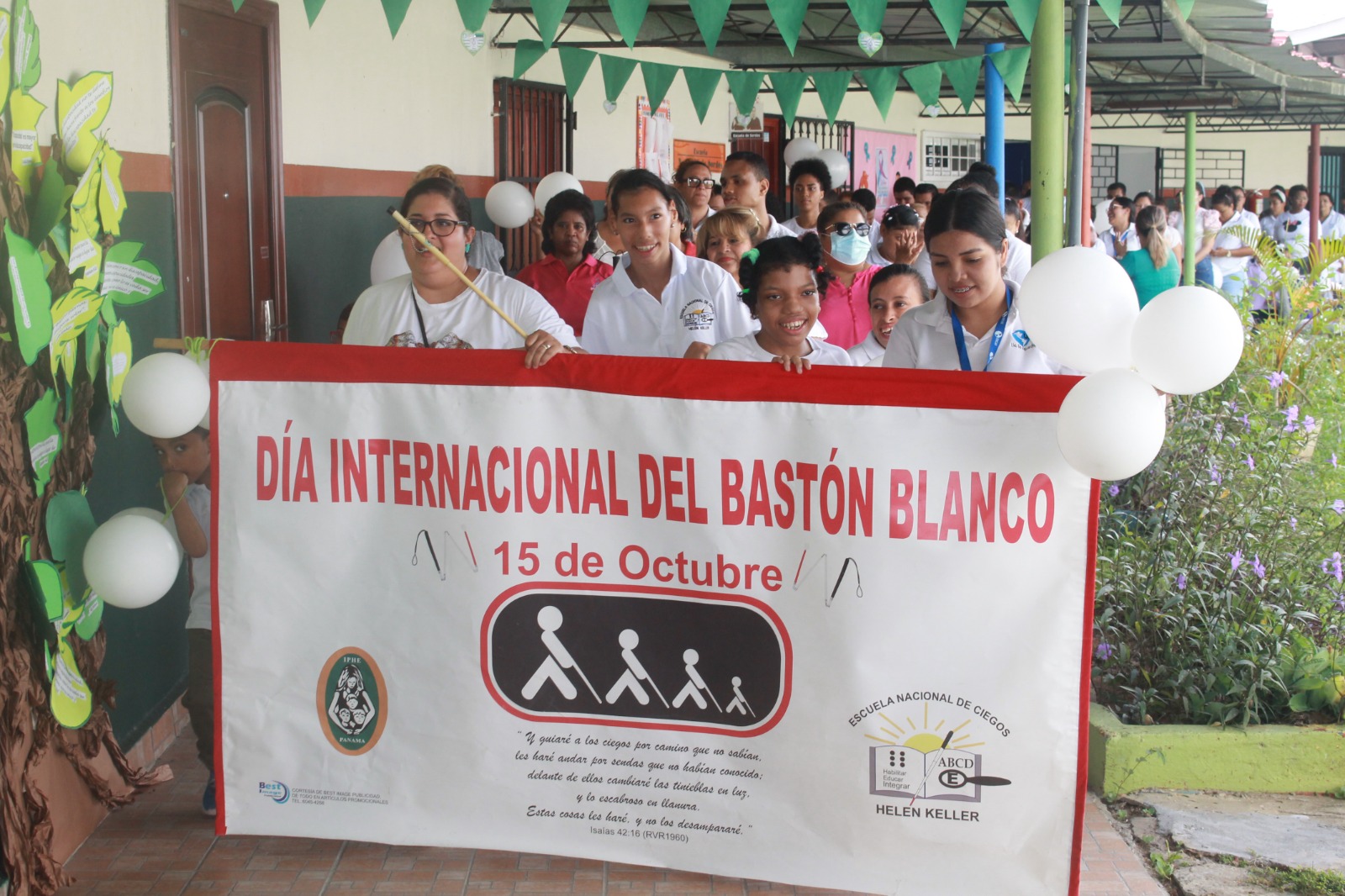 Escuela de Ciegos Helen Keller conmemora el Día del Bastón Blanco