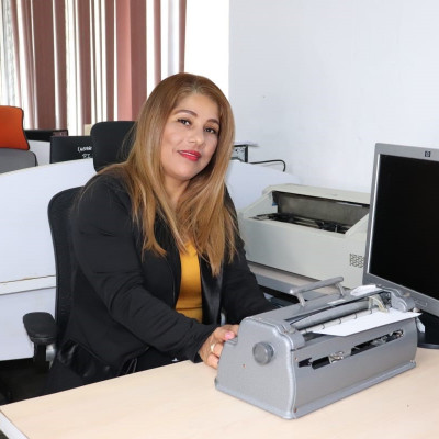 Profesora Indira Ríos