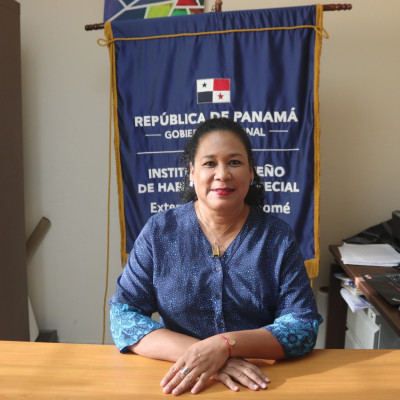Profesora Mayraneth Ortega