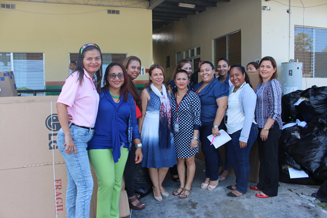 Recursos Humanos gana Concurso de Reciclaje en el IPHE