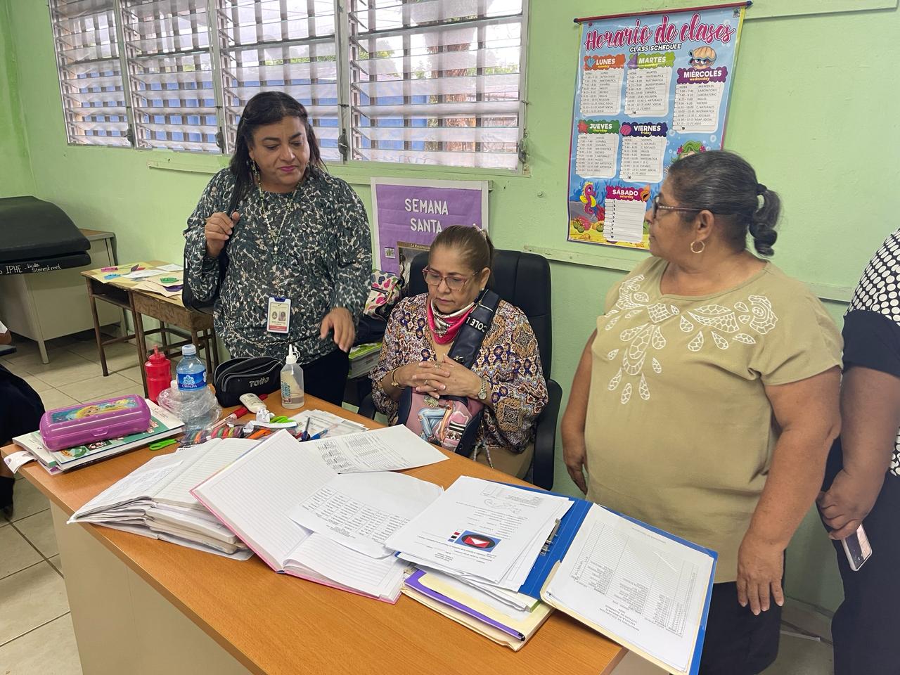 Autoridades visitan centros educativos de inclusión en Bocas del Toro