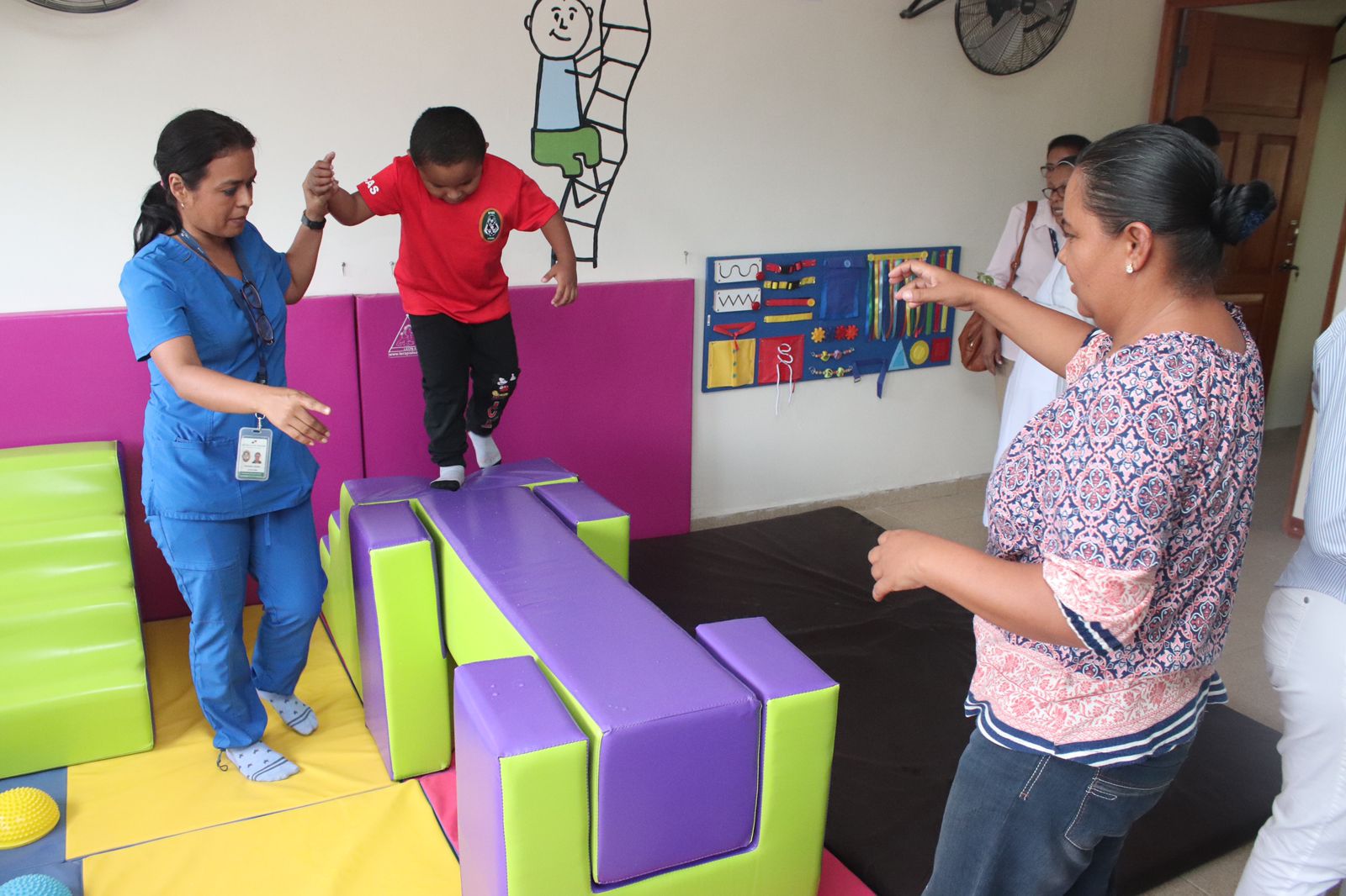 Inauguran Programa de Estimulación Multisensorial e Interactivo Ecuestre en Jagüito de Antón