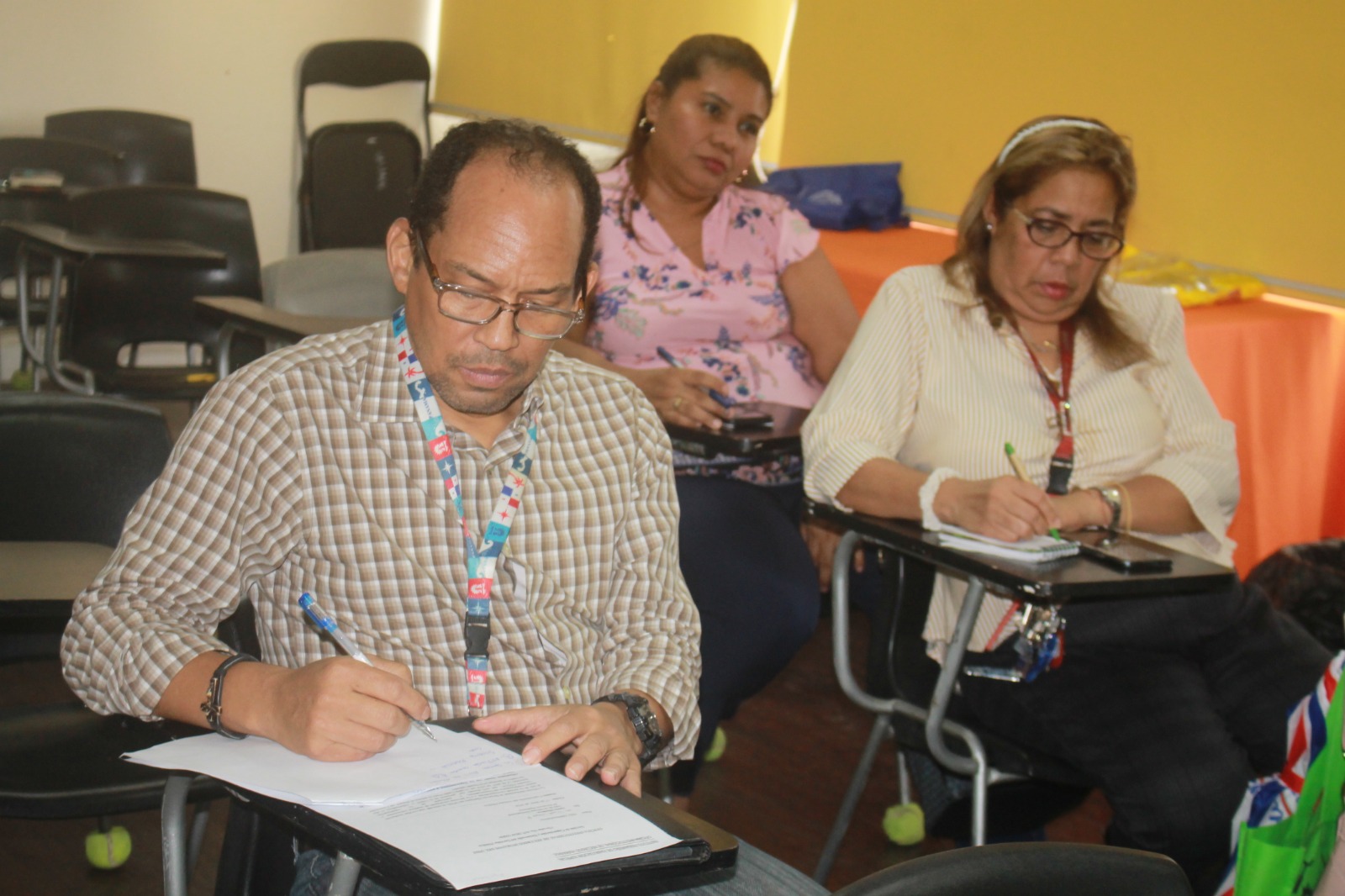 Servidores públicos conocen sistema PREDA para trámites administrativos