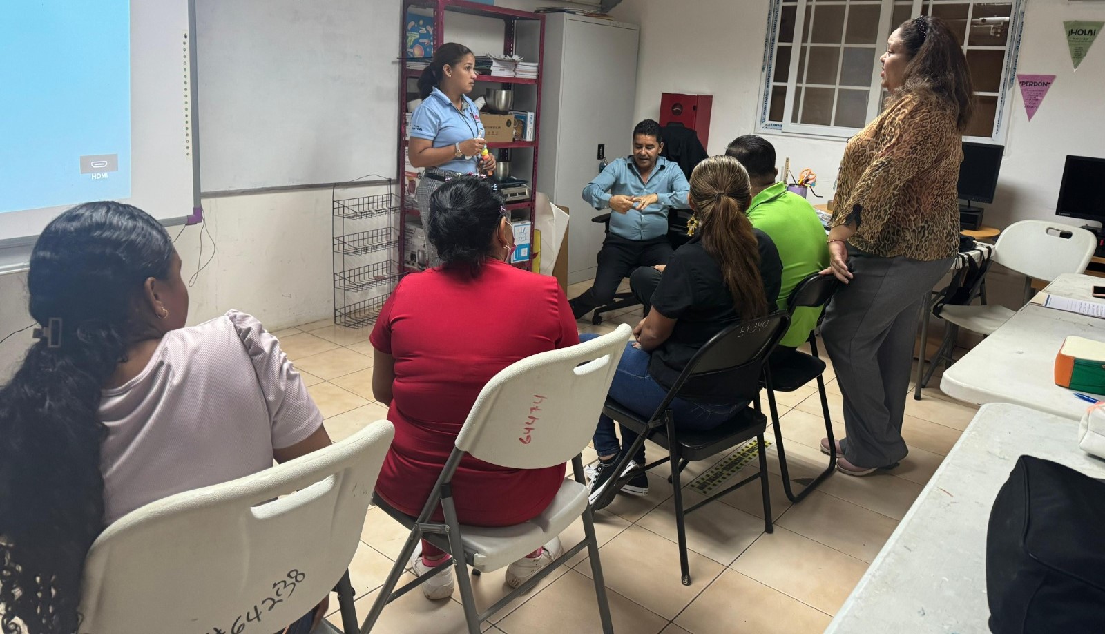 Realizan reunión de actualización a docentes en Darién