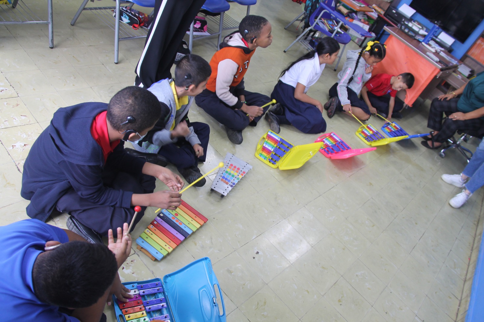 Estudiantes de ENSOR participan de clases de música