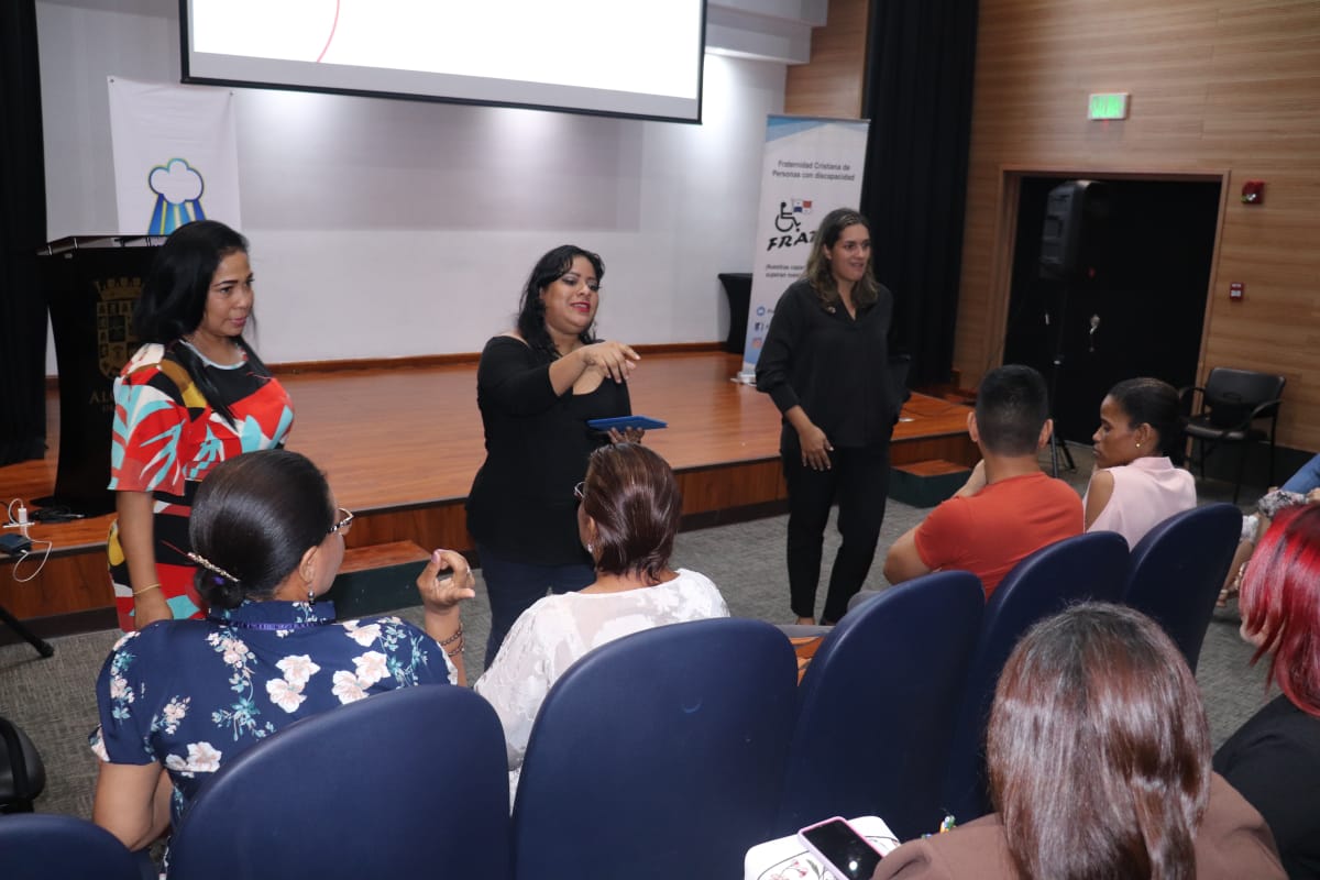 Inician actividades por la semana Internacional de la Cultura Sorda