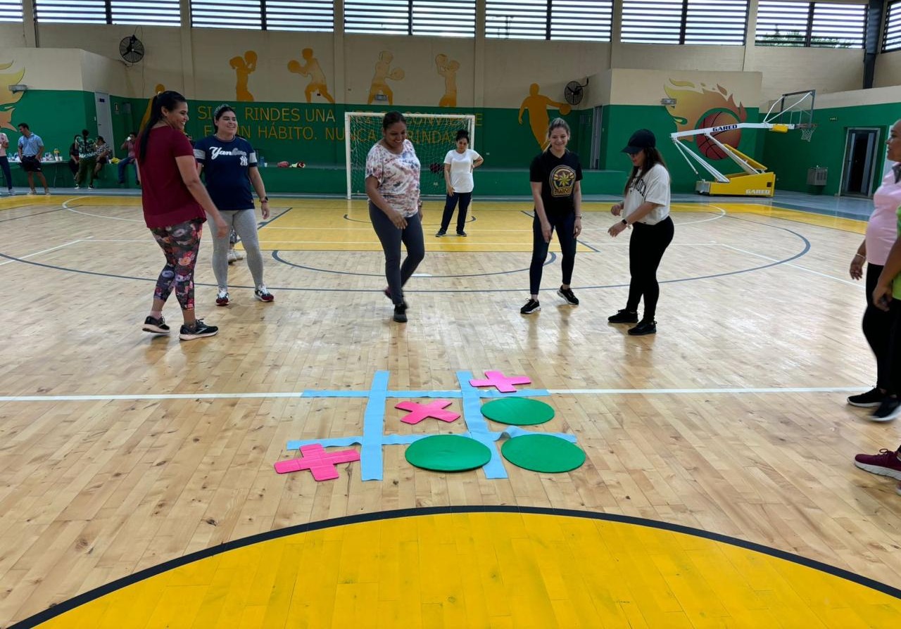 Directivas, docentes y técnicos de Bocas del Toro participan de taller de cuerdas