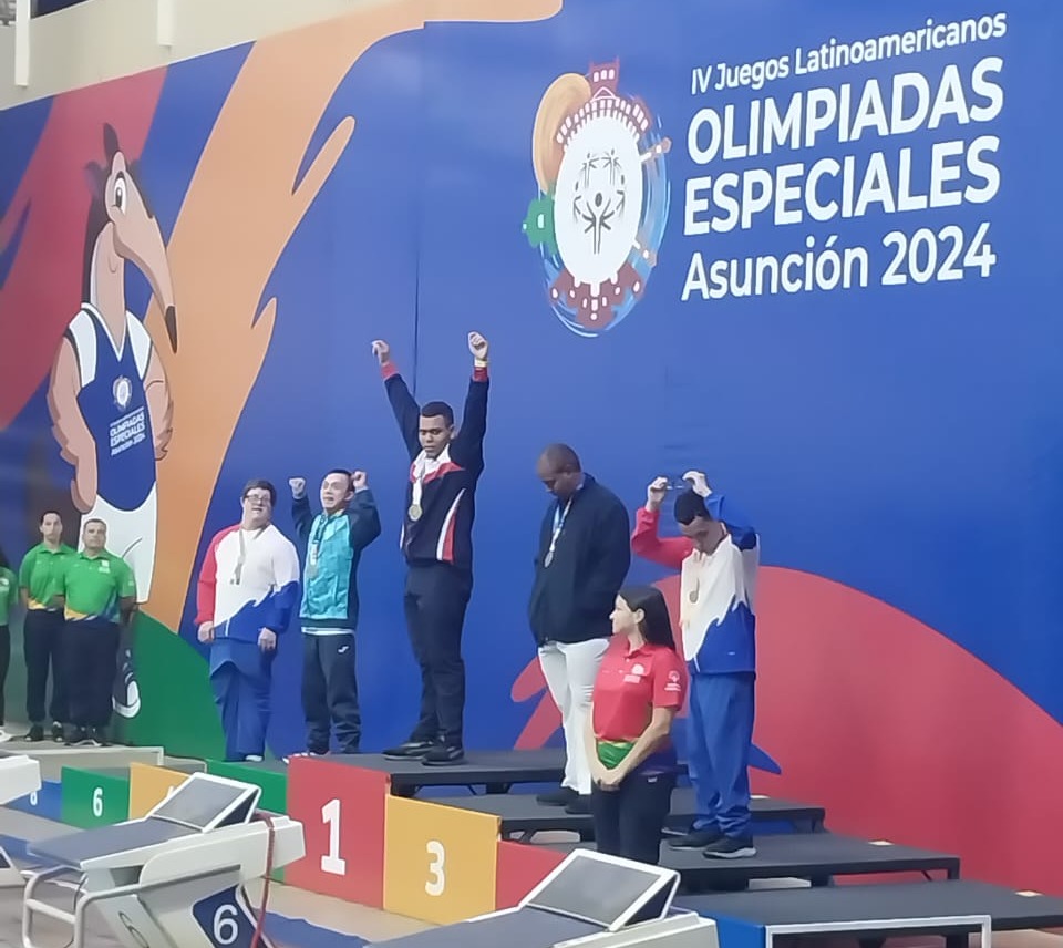 Atletas egresados del IPHE destacan en Latinoamericano de Olimpiadas Especiales 2024