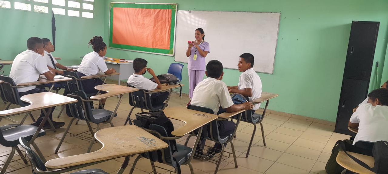 Taller de Estimulación Cognitiva Fortalece Habilidades de Estudiantes en Bocas del Toro