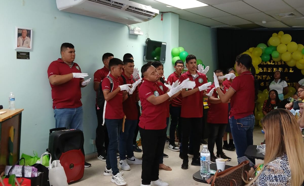 En Puerto Armuelles sensibilizan a empresarios para inclusión laboral