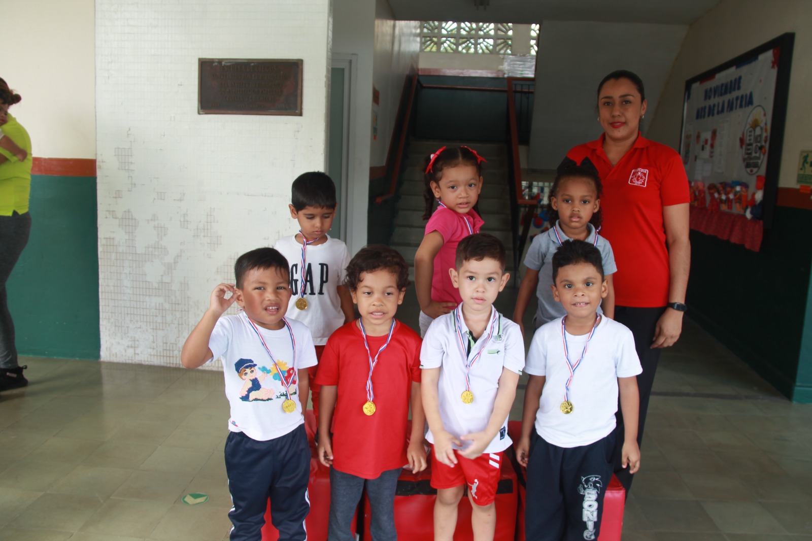 Niños del CAIPI participan de jornada matutina deportiva