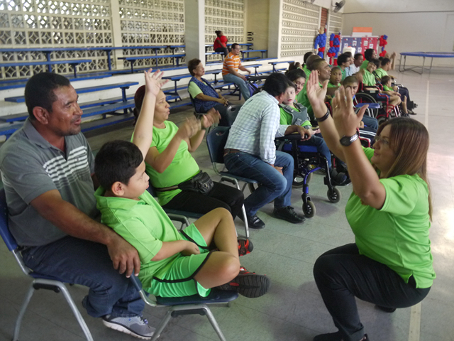 Coro Resiliencias se prepara para fiestas de fin de año