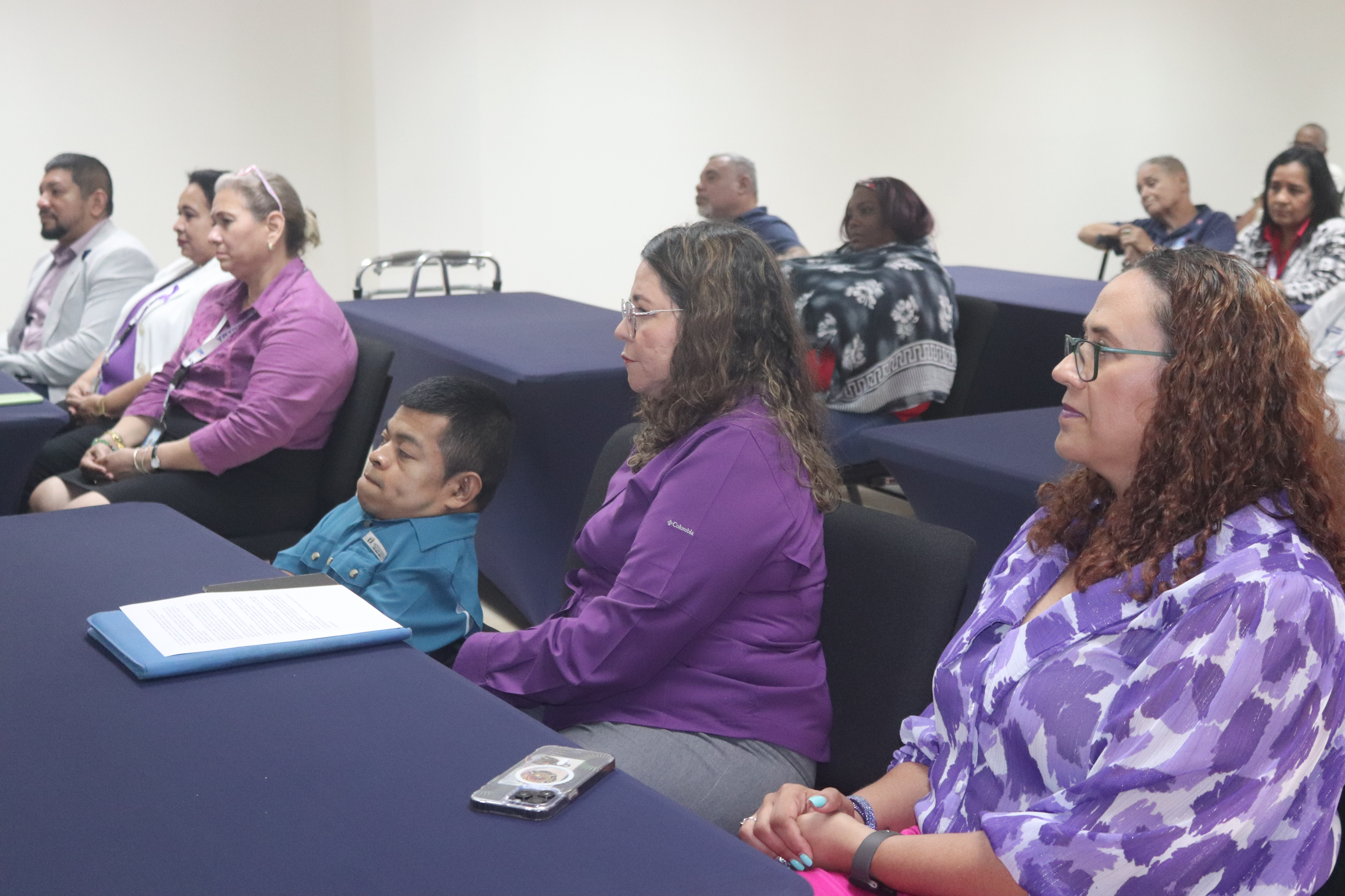 Autoridades participan de Conversatorio sobre Discapacidad