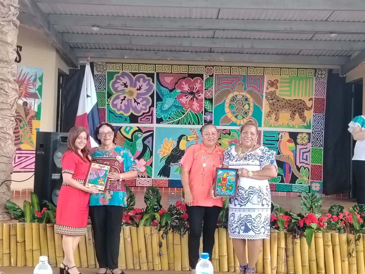 Segundo Encuentro de Poesías Patrióticas en el IPHE de Panamá Oeste