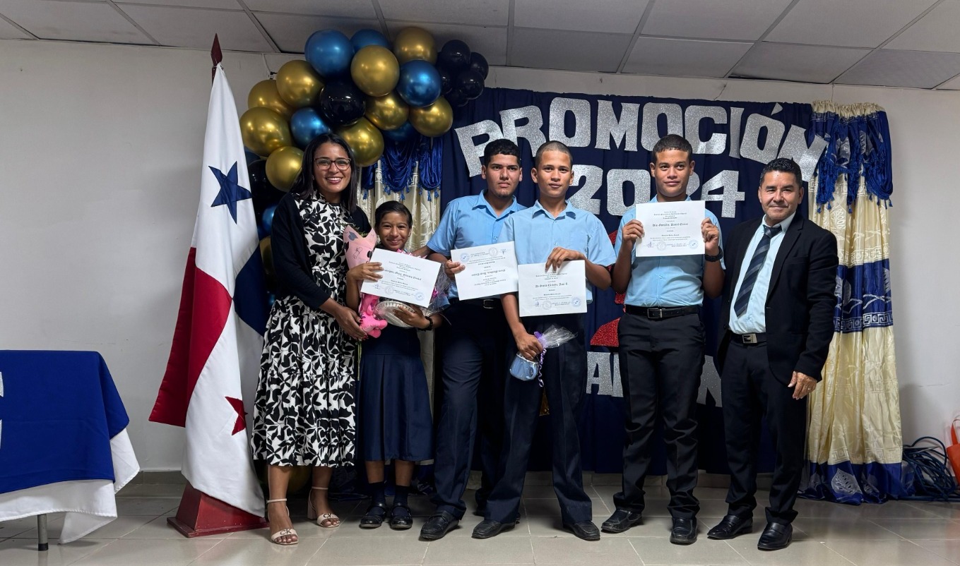 Sede de Darién realiza acto de graduación 2024