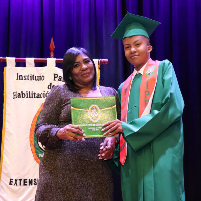 Sede de Colón - Graduación de Media