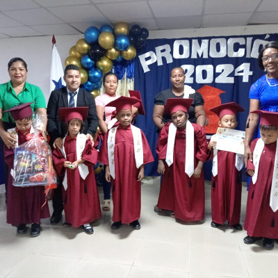 Sede de Darién - Graduación de Premedia