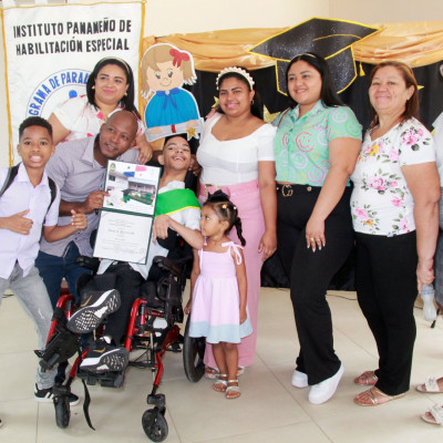 Programa de Parálisis Cerebral - Graduación de Premedia y Media