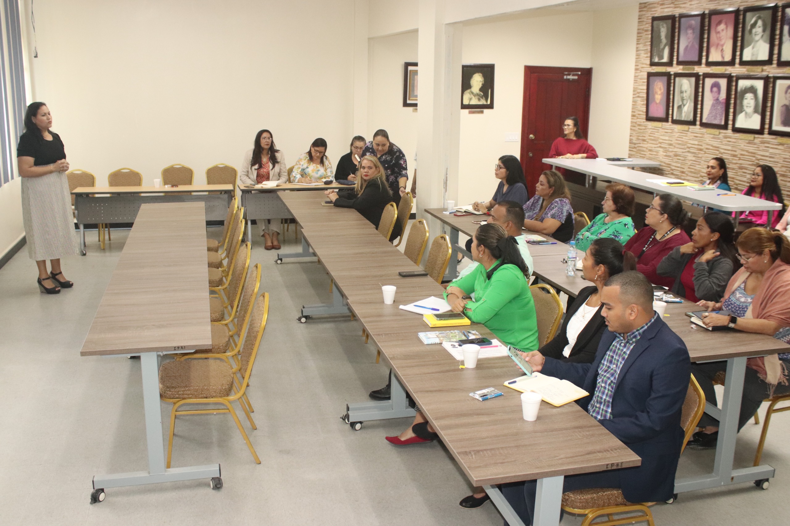 Realizan Jornada de inducción para nuevos jefes en el IPHE