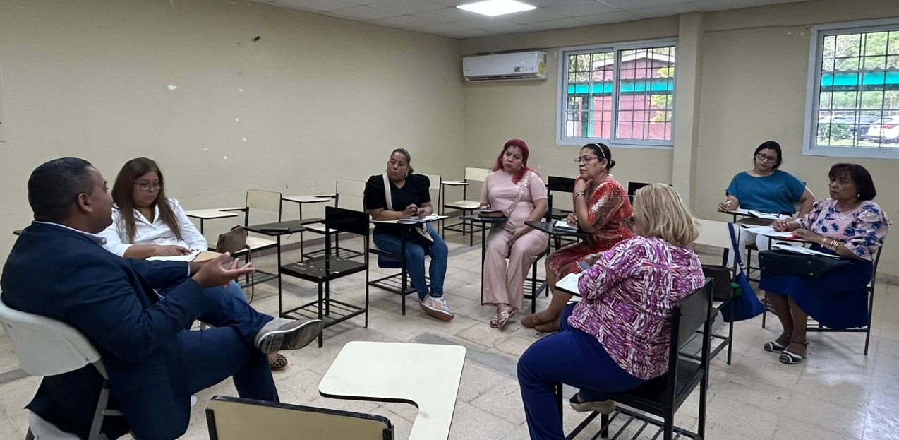 EVE realiza jornada de sensibilización para asociaciones de padres de familia