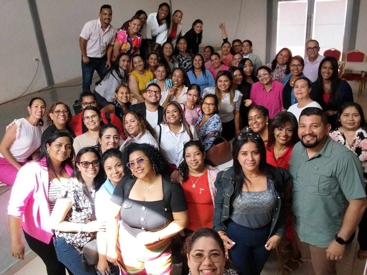 IPHE y MEDUCA fortalecen estrategias de lectoescritura en capacitación nacional